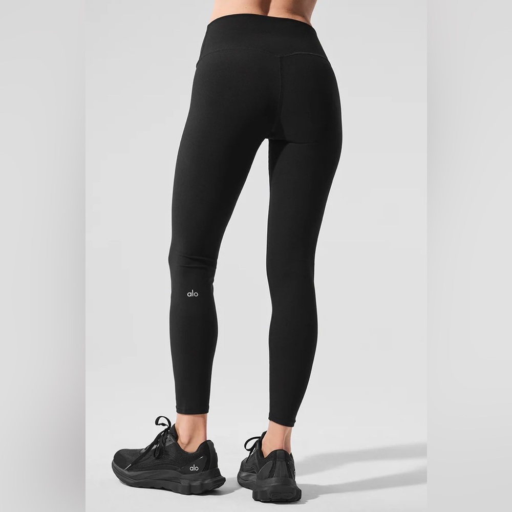 Alo Black Leggings